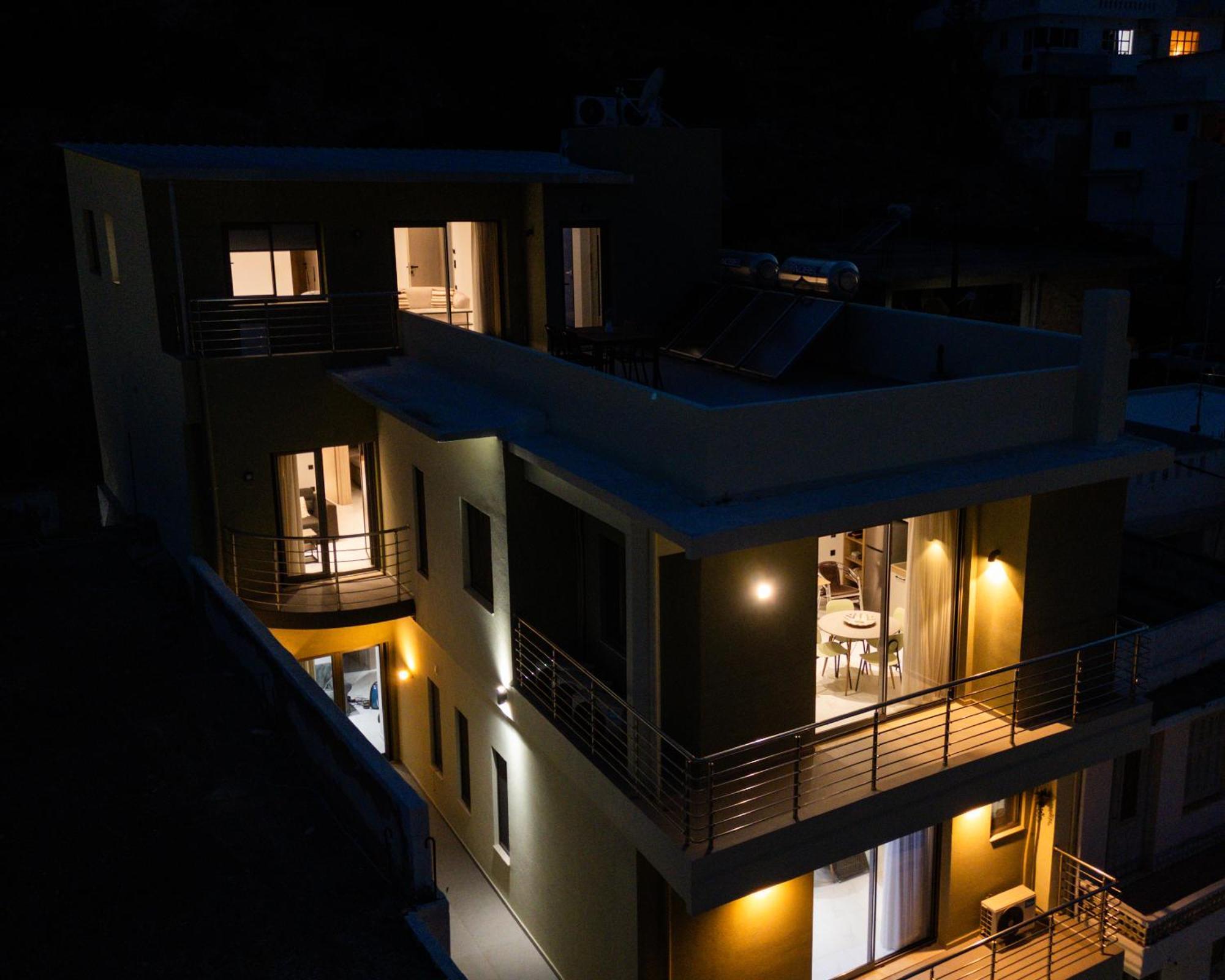 Patric.Ko Aparthotel Agia Galini Buitenkant foto